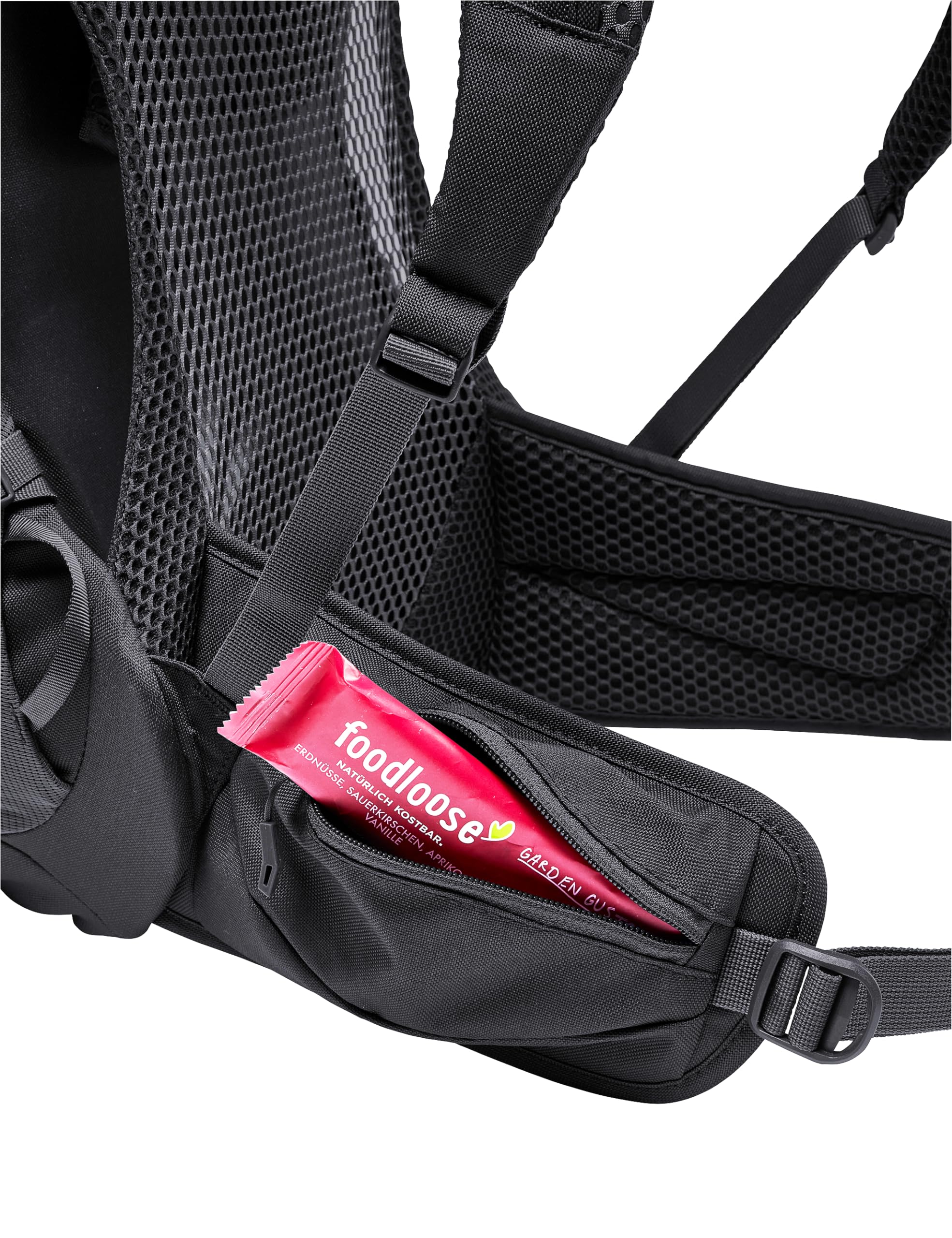 VAUDE Brenta 30 hydration-system pocket for easy rehydration.