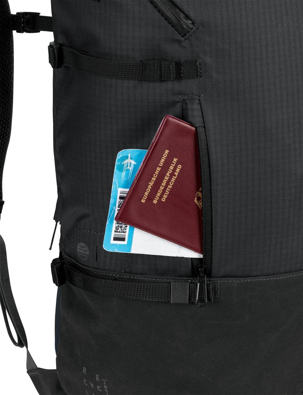 VAUDE CityGo 30 II Vent-Tex back provides breathable comfort during rides