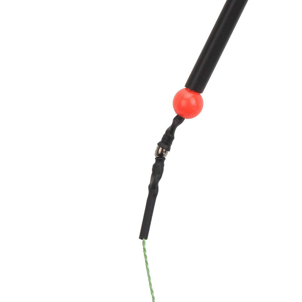 VBESTLIFE method feeder in use with groundbait release
