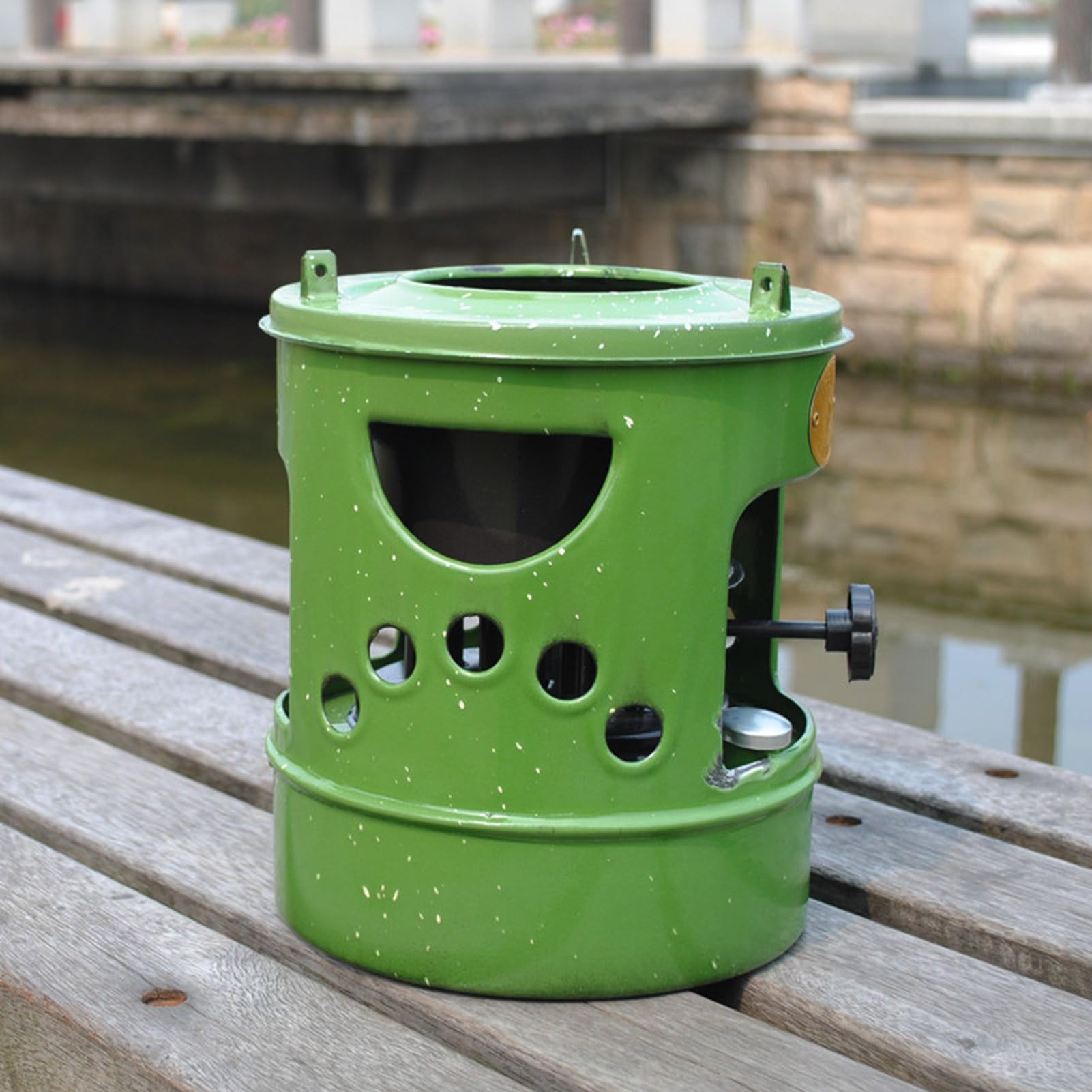VEAREAR kerosene stove provides warm heat during chilly outdoor trips