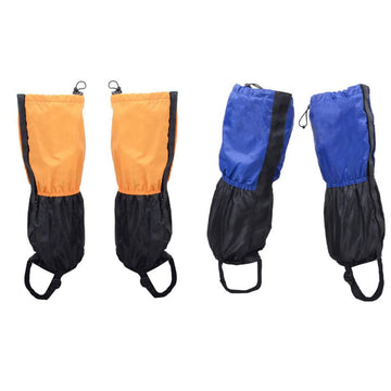 Veesper gaiters extend to 46 cm height for extra protection.
