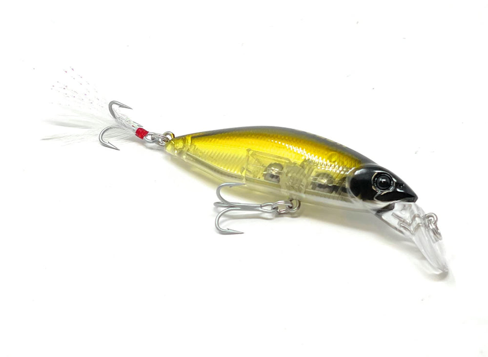 VENSE La Bala Minnow lure in water showing mid-depth action