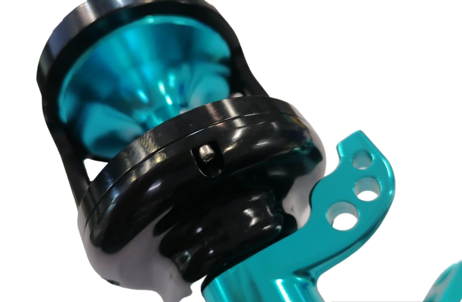 VT500 comes with neoprene cover and protective packaging.