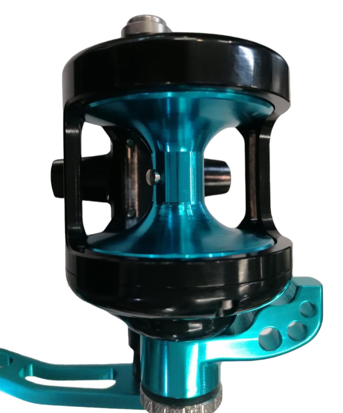 VT500 line capacity of 500 m 0.30 braided line ready for deep jigging.