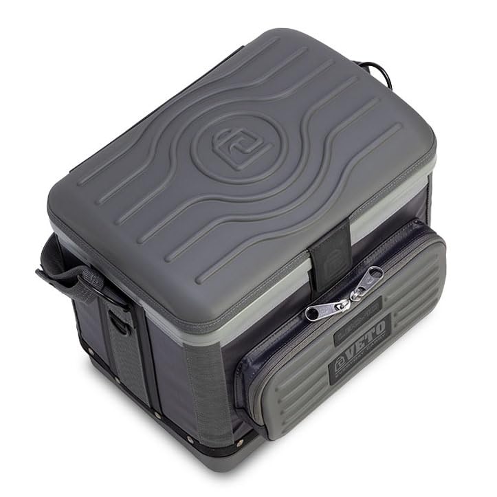 Veto LBC-10 Carbon rugged base protects against moisture and wear.