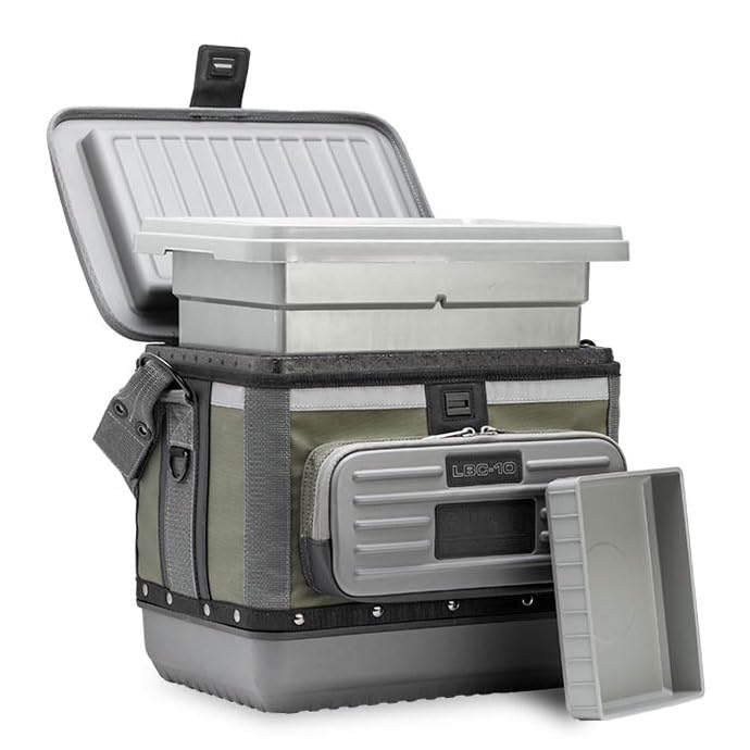 Reflective band on the Veto LBC-10 Olive enhances low-light safety