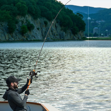 VEVOR 6-15 lb line weight enables versatile freshwater fishing