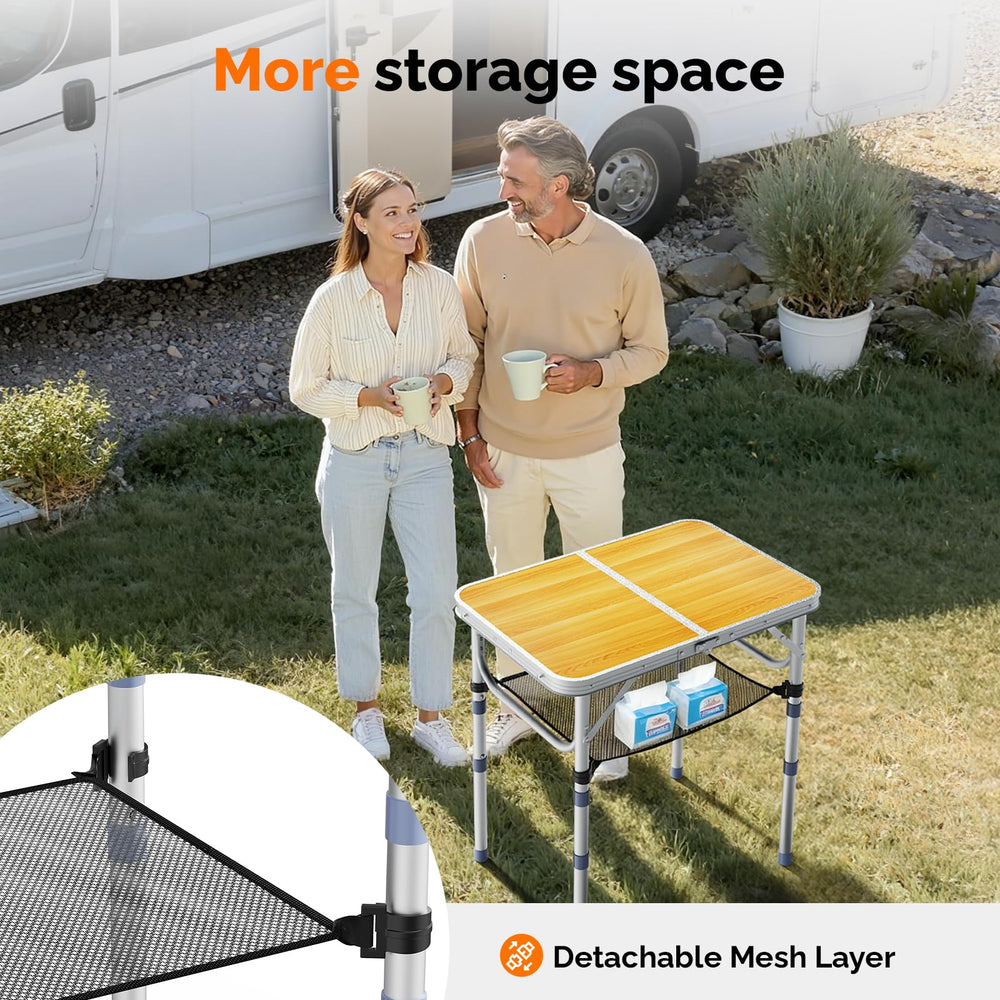 VINGLI portable table at the beach scene demonstrates quick setup and cleanup