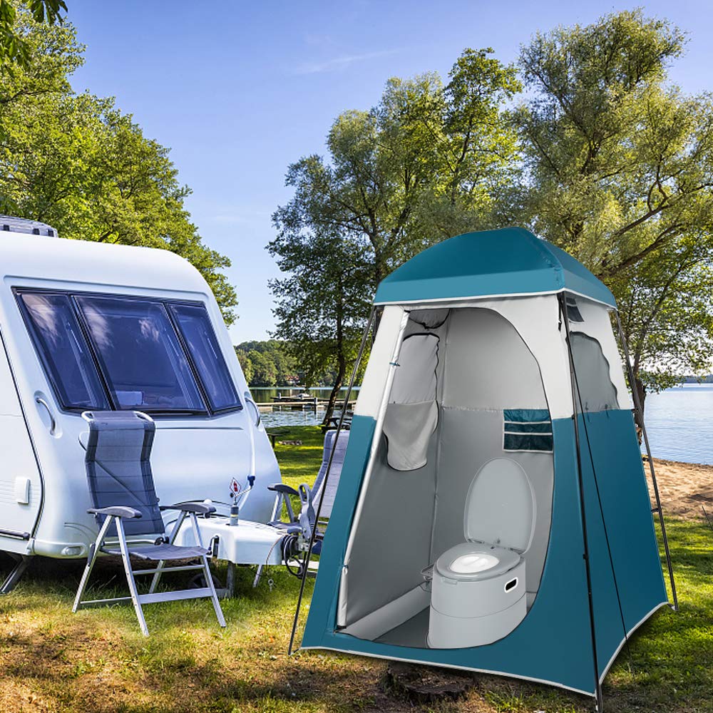 VINGLI portable toilet made of lightweight PP material for easy transport.