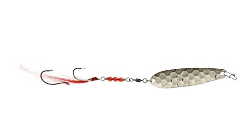 Angler casting Viper Spoon SP1 in saltwater