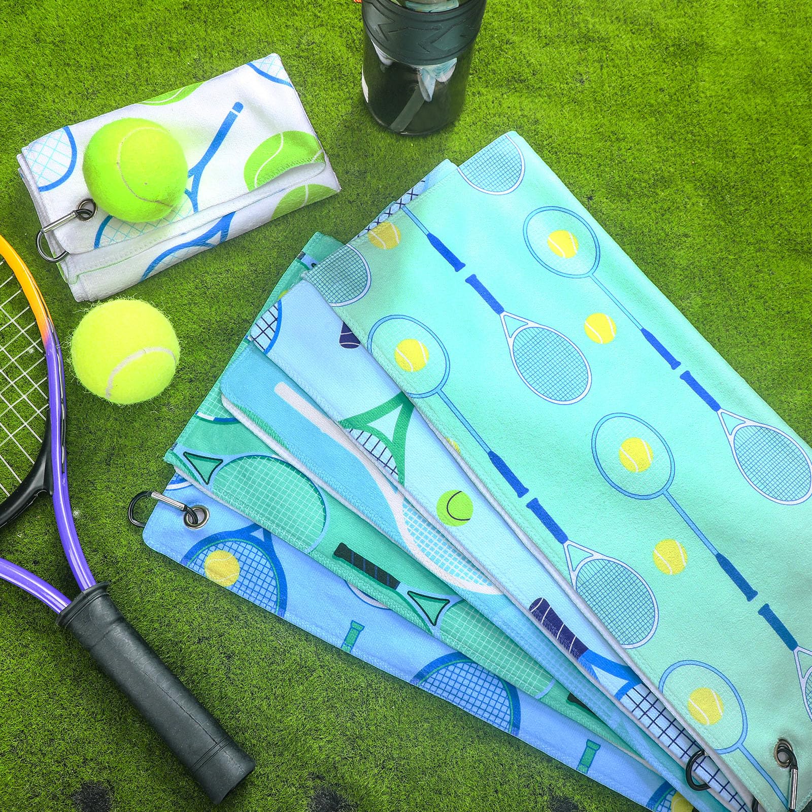 VitalCozy absorbent fast-drying towel cleans sweat after rallies.