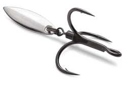 VMC Bladed Hybrid Treble Short 1X Black Nickel #4 hook close-up showcases strength for secure hookups.