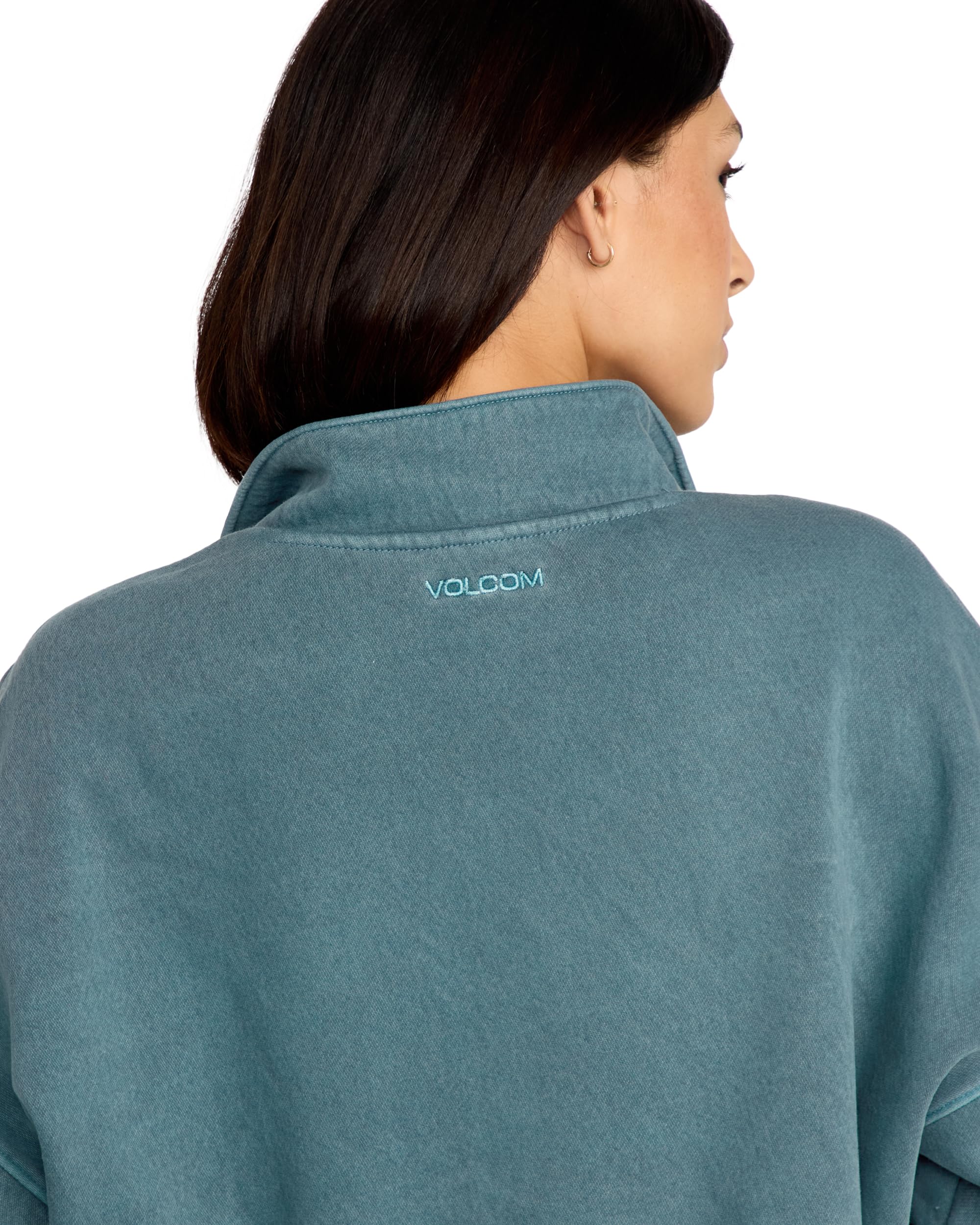 Volcom Stone Soft Quarter Zip fleece Emerald Green neck tape detail adds sporty finish.
