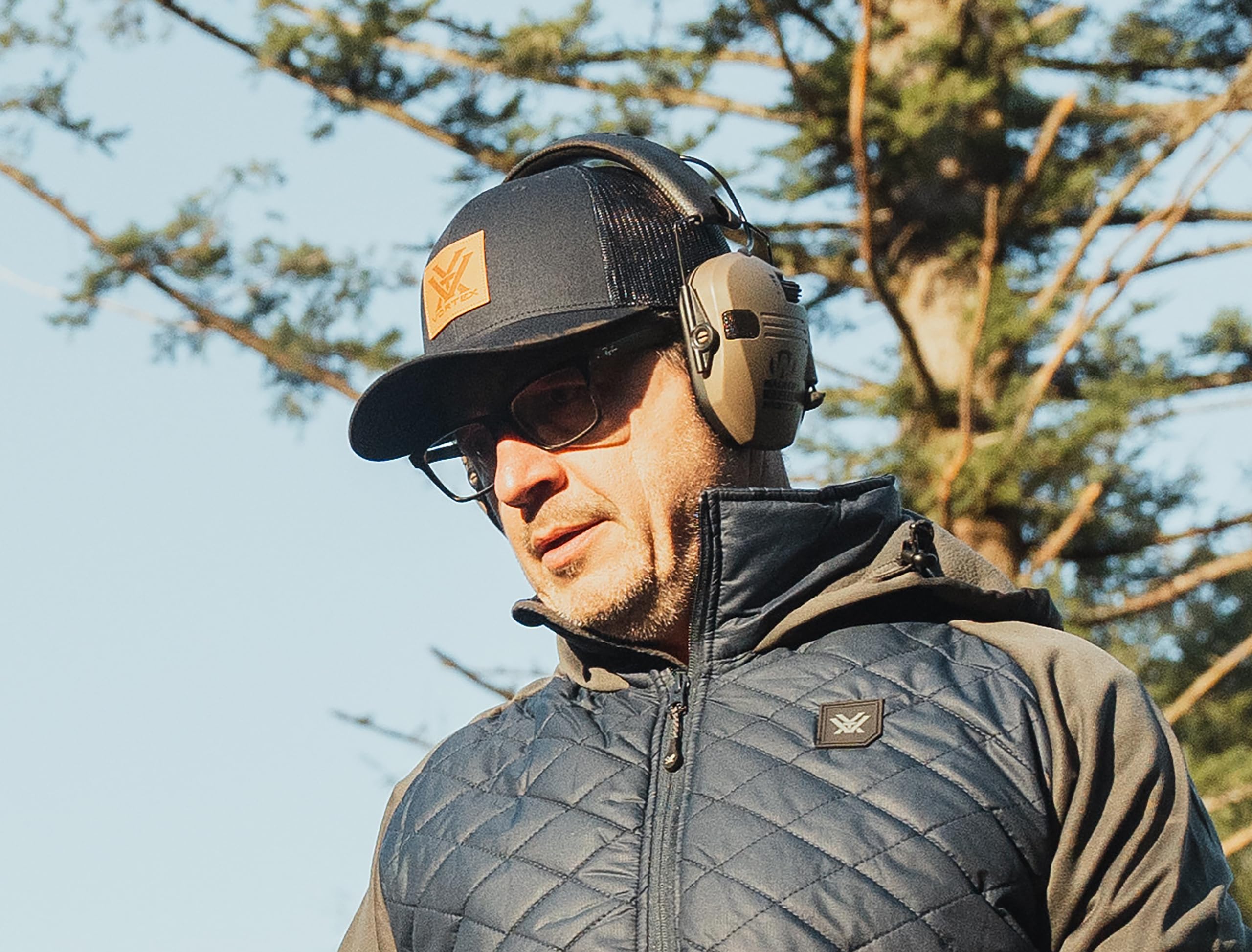 Vortex Barneveld 608 navy top-side view illustrates compact, versatile cap for on-the-go.