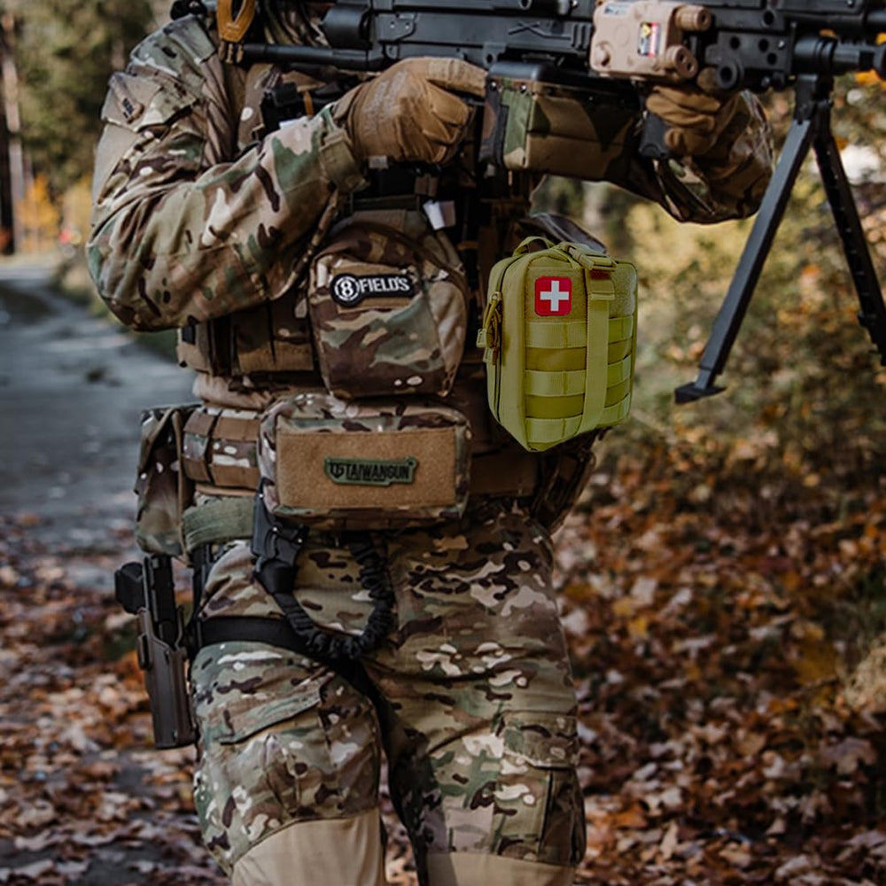 Outdoor survival bag contents for quick medical readiness