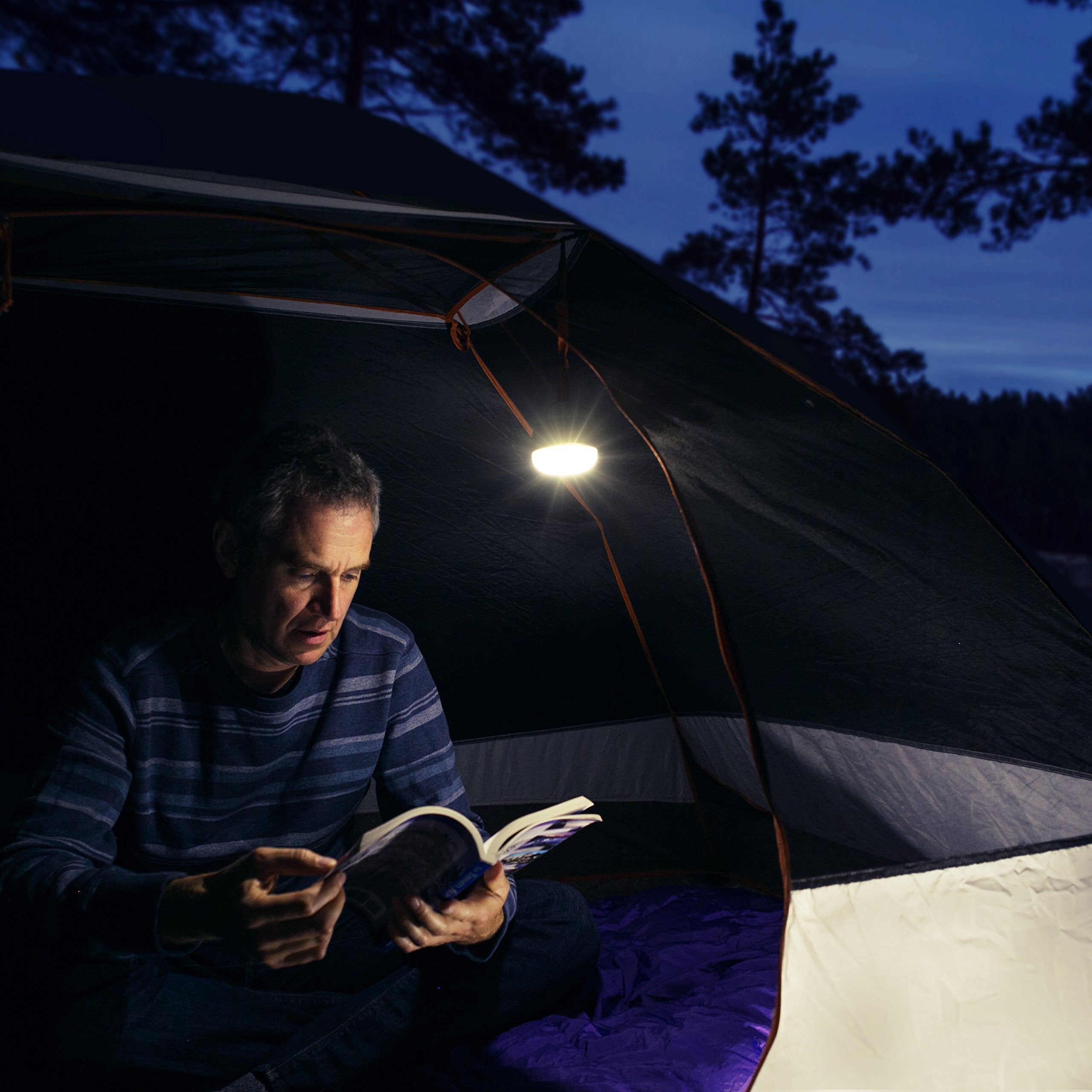 Wagan Camplites Dome Lantern compact size fits pockets.