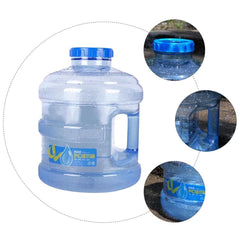 Wakauto 11.3L capacity container keeps ample water for extended outdoor adventures.