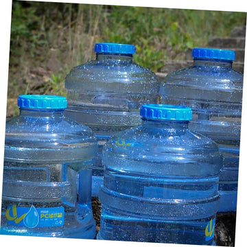Wakauto reliable portable tank helps keep gear organized in vehicles.