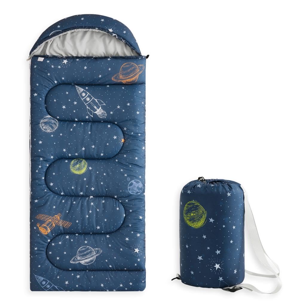 Wake In Cloud space galaxy pattern sleeping bag provides cozy outdoor nights for boys' camping.