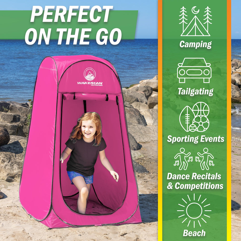 Two sewn-in pockets hold light items or sandbags for stability.