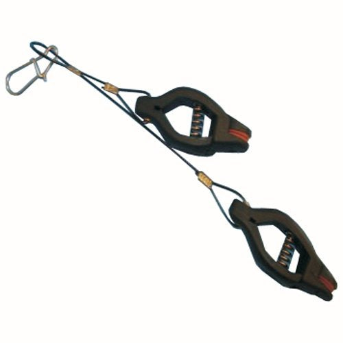 Walker Downriggers LR-400 stainless cable and snap setup highlighting rust resistance.