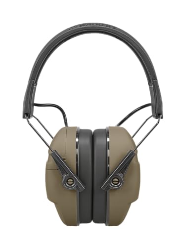 Walker's Recon Digital Muffs demonstrate digital amplification for range conversations and instructor tips