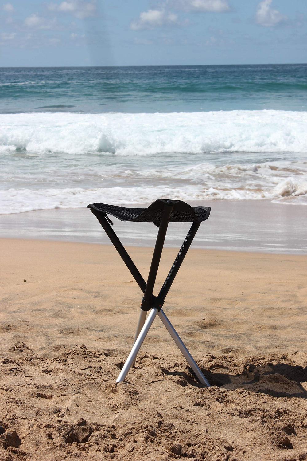 Walkstool Comfort model setup showing reinforcement strap during camping scenario.