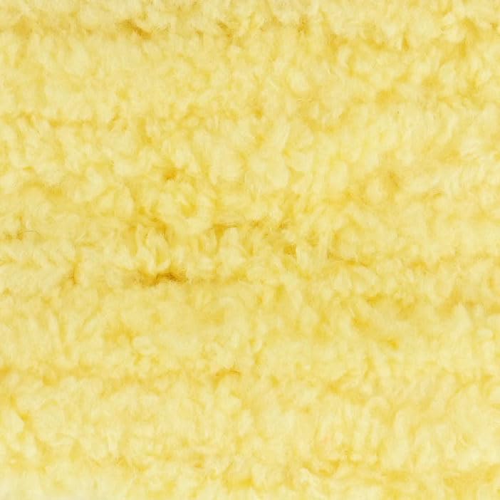 Wapsi Mop Chenille Cream yarn, detailed shot, ideal for durable Mop Fly components.
