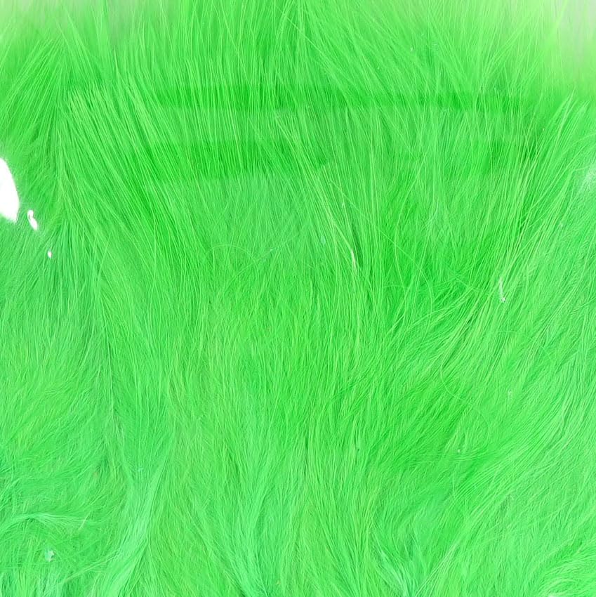 Wapsi Strung Marabou FL Green closeup shows soft texture and shimmering fibers for realism.