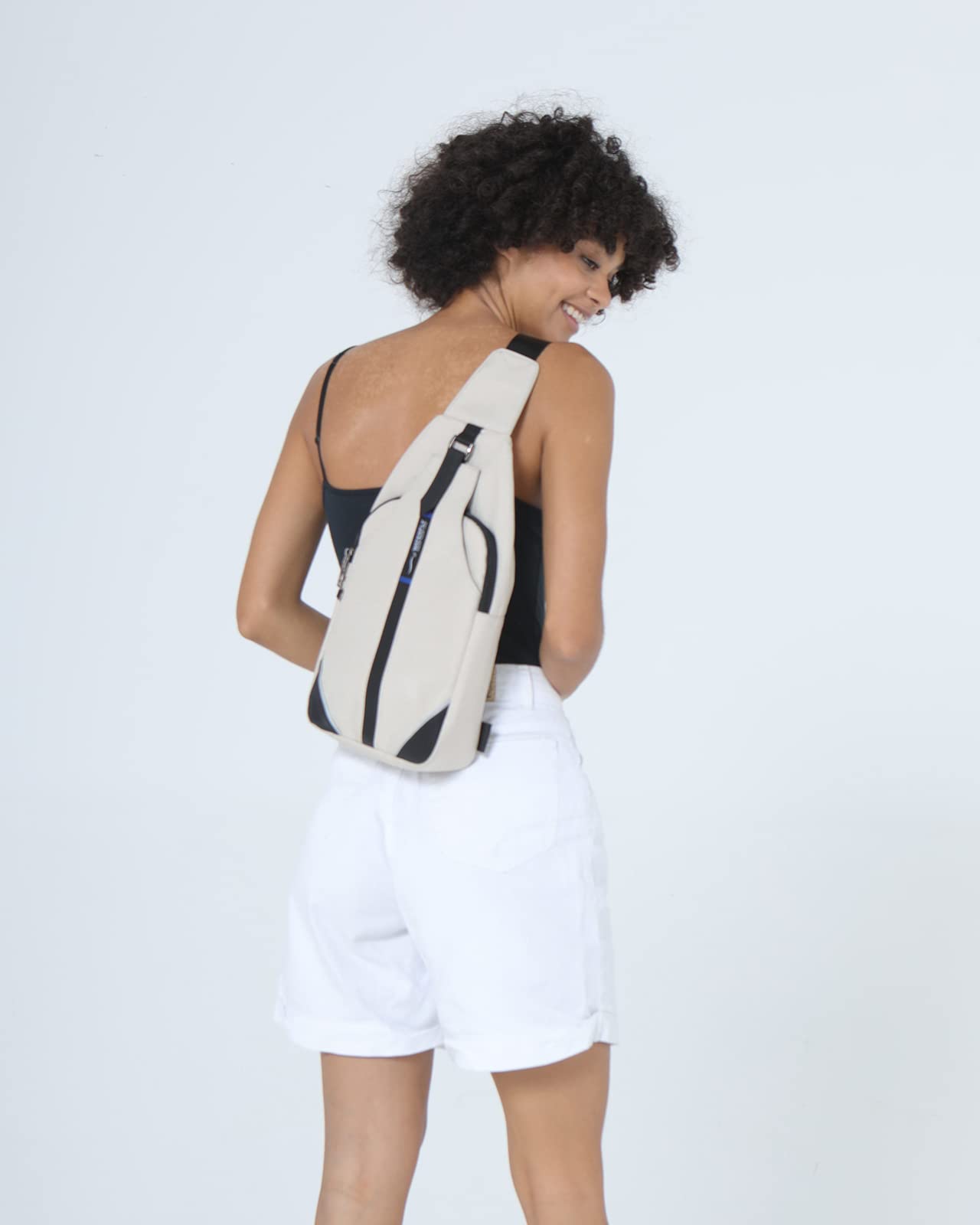 Waterfly compact everyday-use design suits leisure outings and sightseeing.