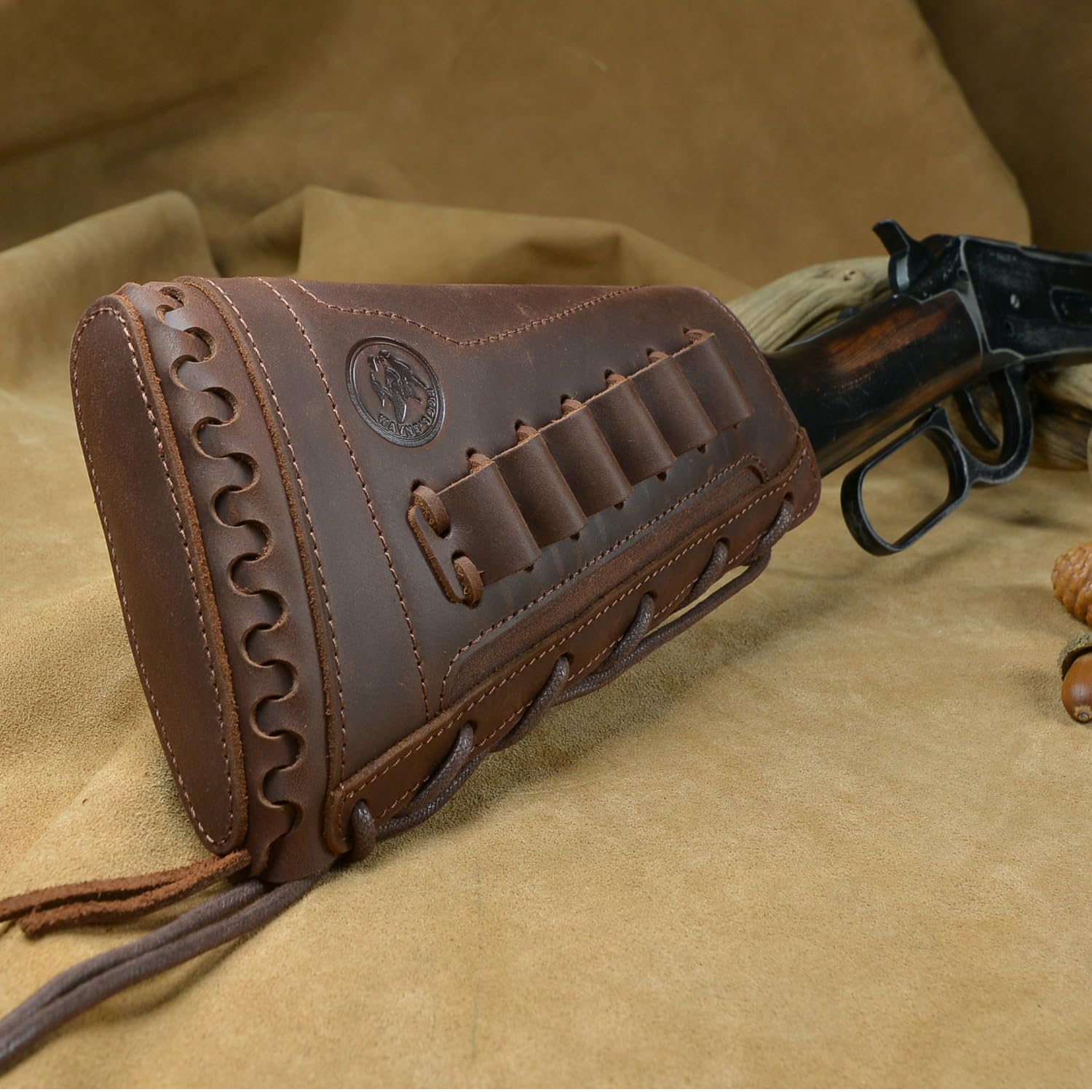 Wayne's Dog right-handed shooter setup demonstrates comfortable cheek weld.