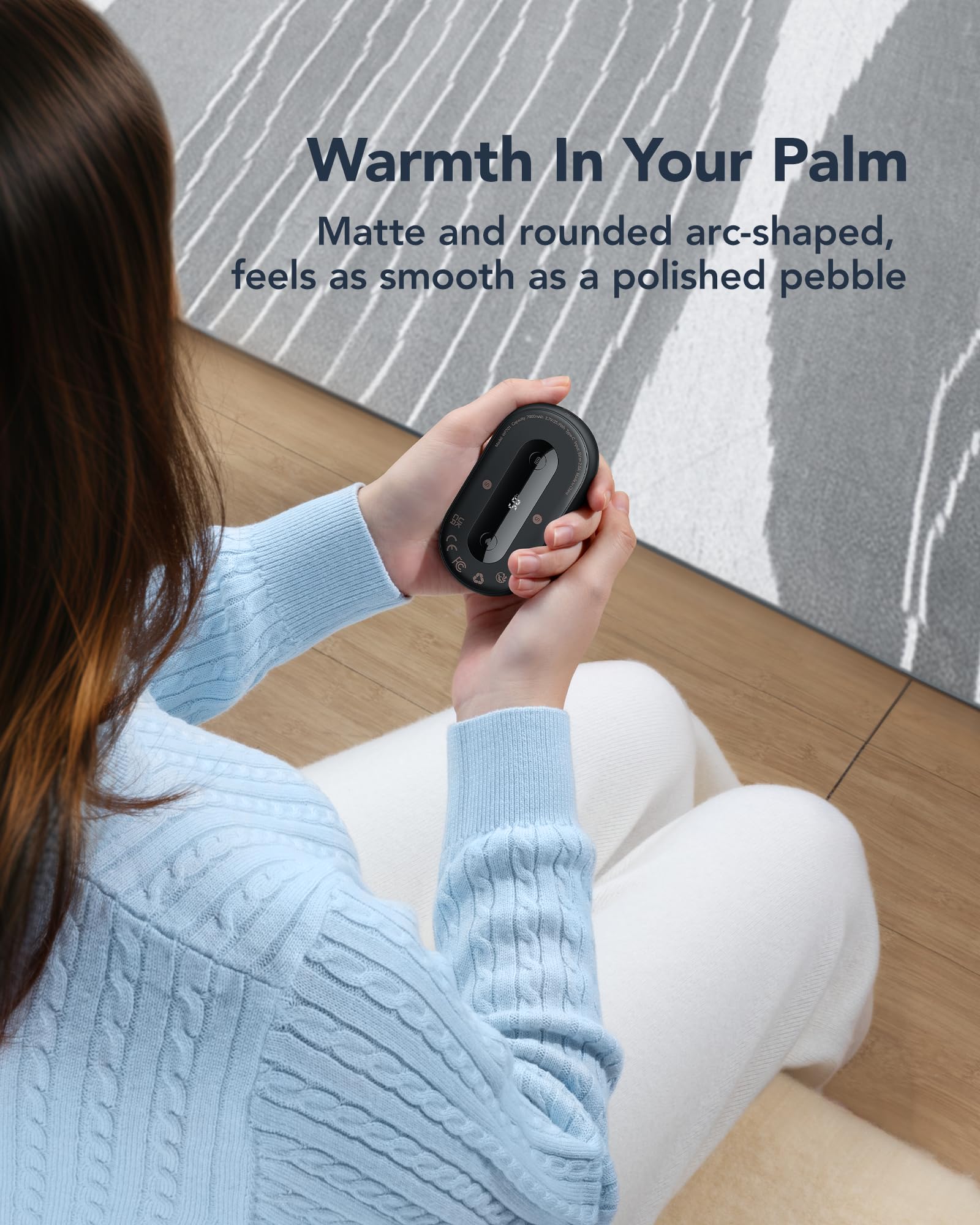 WeeFancy lightweight device with 7000mAh battery for extended outdoor warmth.
