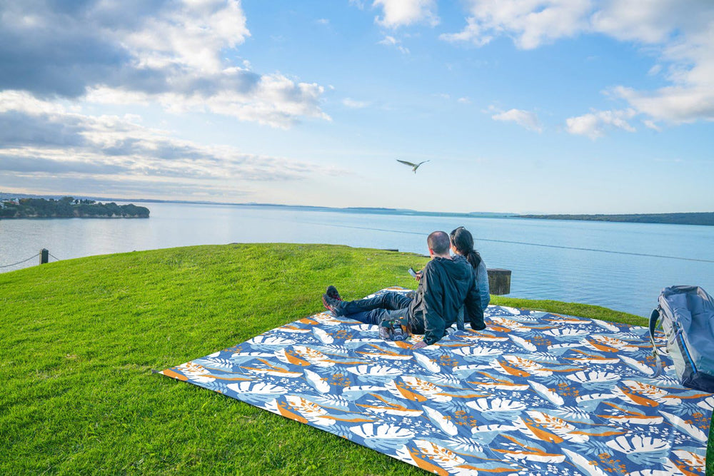 WEKAPO beach blanket multifunctional for picnics camping or backyard lounging