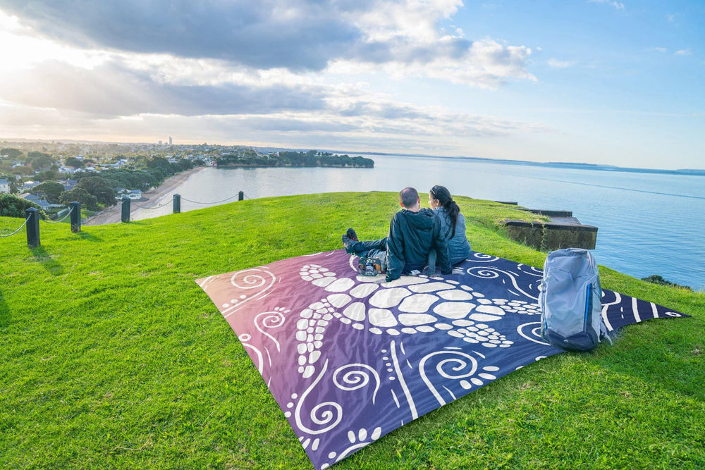 WEKAPO Beach Blanket comes with a compact, packable design