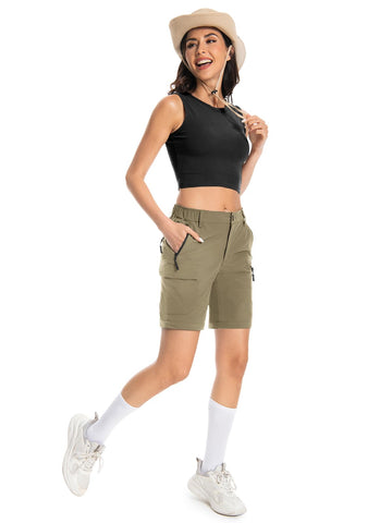 Wespornow five-pocket layout keeps essentials organized during treks