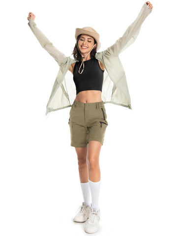 Wespornow large-capacity pockets enable easy gear access during adventures