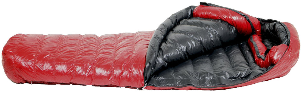 Western Mountaineering AlpinLite 20° sleeping bag in cranberry with left zipper for backpacking warmth