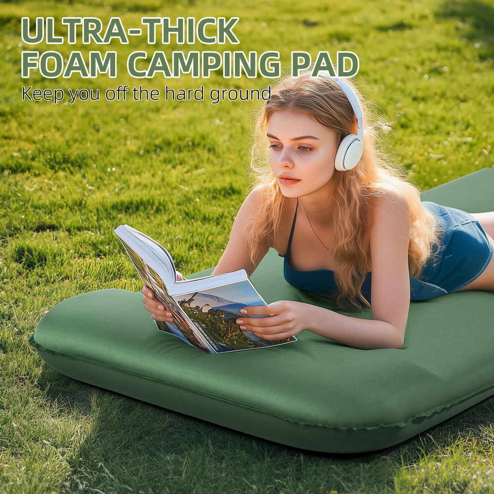 Wevelel Memory Sleeping Pad demonstrates fast self-inflation for quick setup.