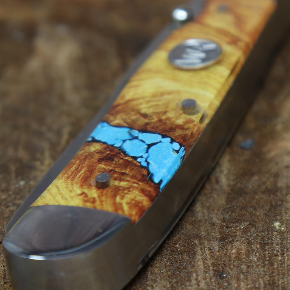 Whiskey Bent Hat Co. Natural bone handle provides a classic, sturdy feel.
