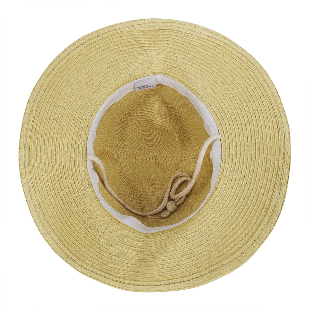 Beige wide brim hat for outdoor use