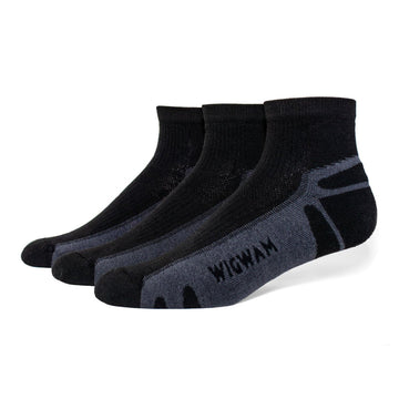 Wigwam Thunder Quarter 3-Pack Black socks with cushioned sole for all-day comfort.