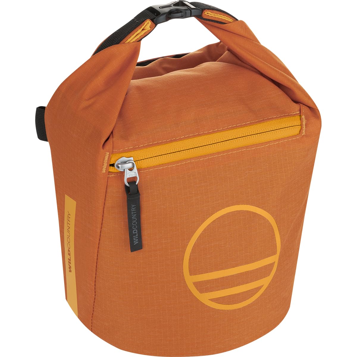 Wild Country Spotter Boulder Bag with magnetic closure keeps chalk contained and mess-free