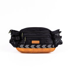 Wilderdog Mega Hip Pack front view showing 3L capacity for adventures.