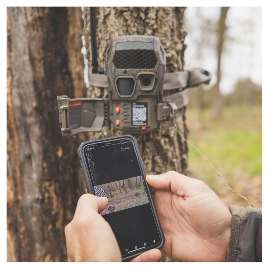 Encounter XT HuntSmart app integration enables organized, searchable captures.