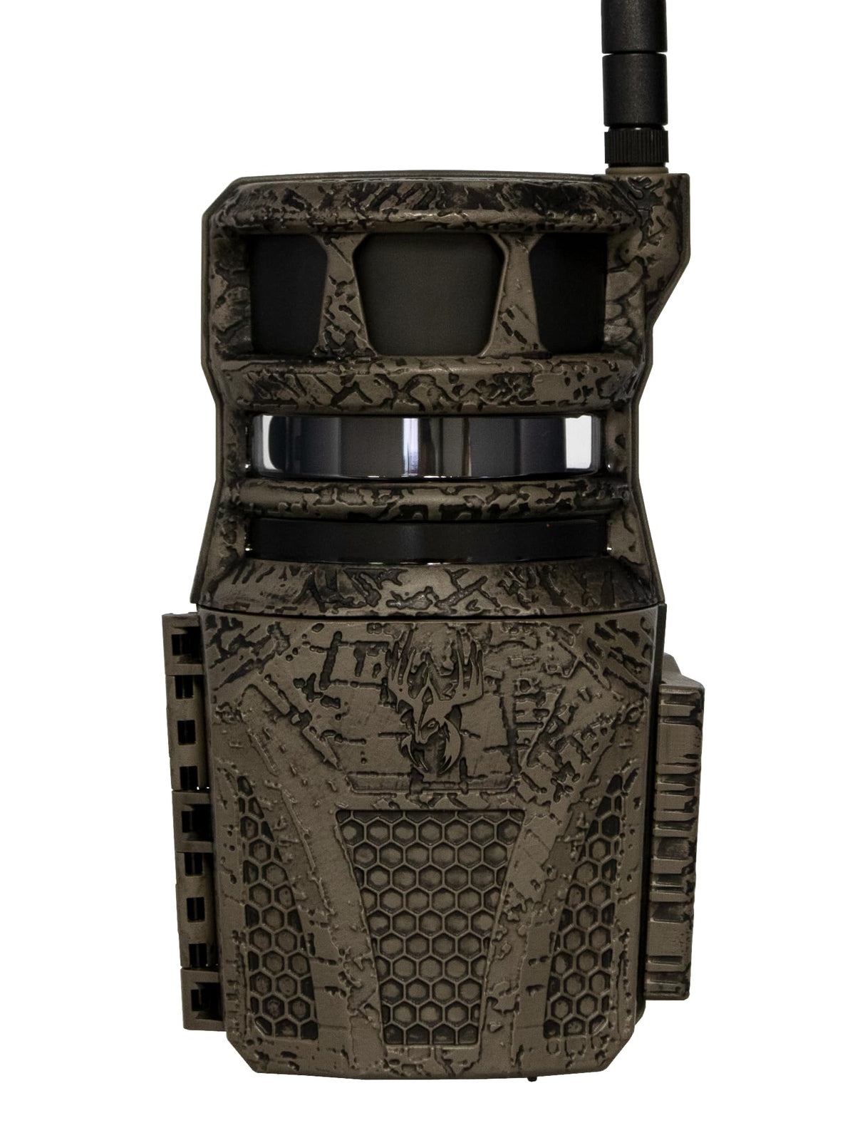 Wildgame Orbit 360 pivot lens captures panoramic action for complete trail coverage.