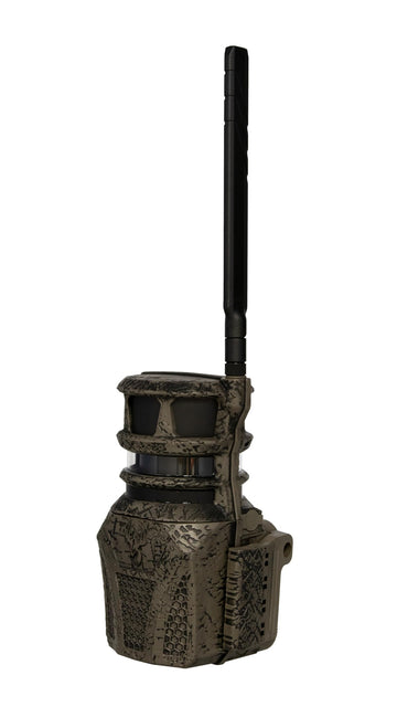 Wildgame Orbit 80ft detection-range ensures distant movements aren't missed.