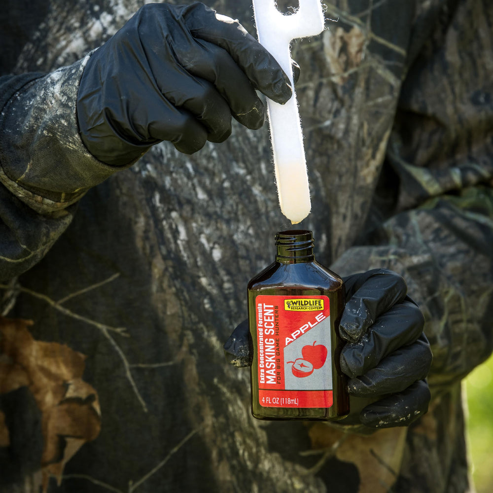 4 FL OZ spray bottle with sprayer for targeted application.