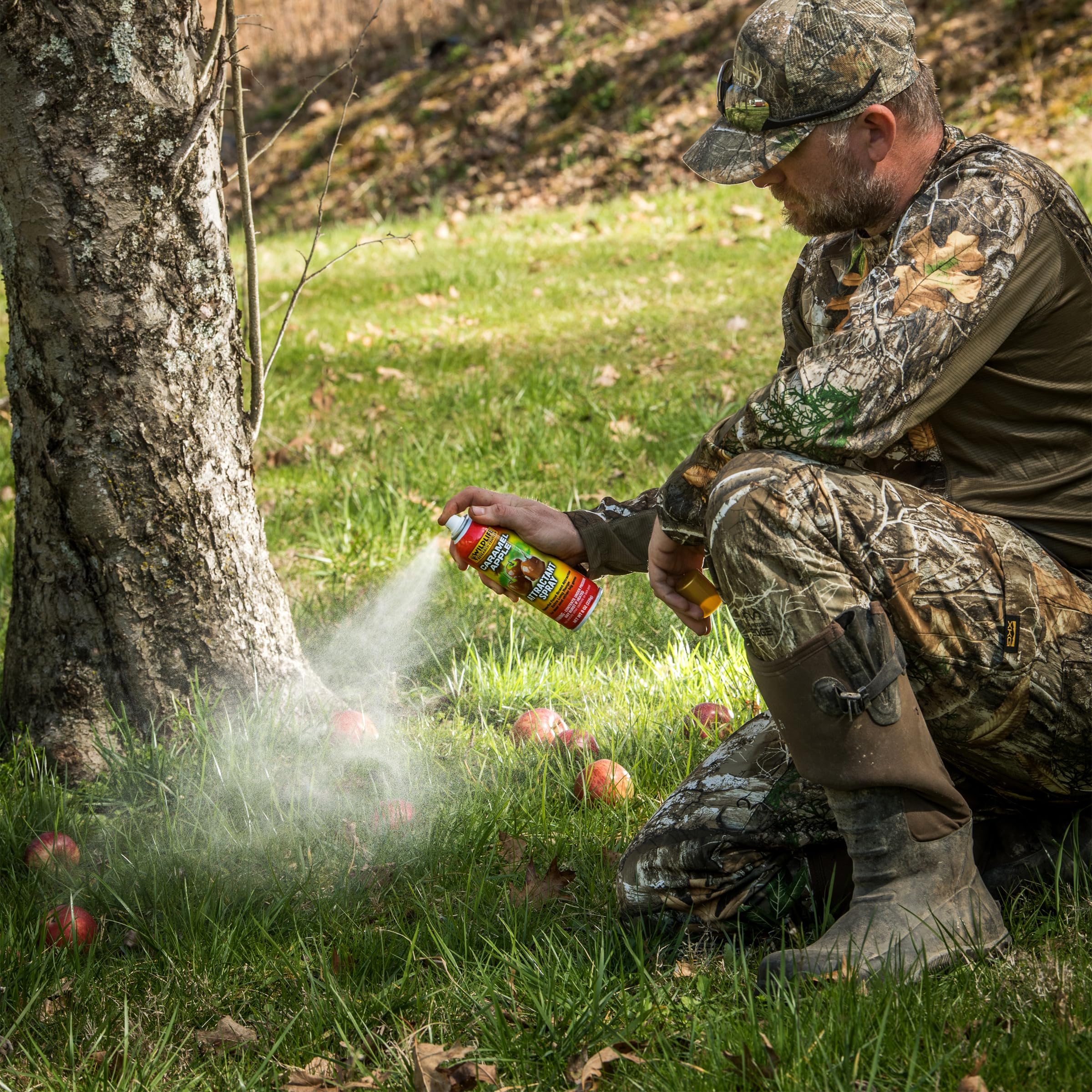 Wildlife Research Center deer hunting scent dispersion shows long-range attraction