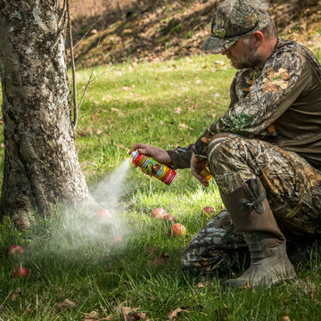 Wildlife Research Center deer hunting scent dispersion shows long-range attraction