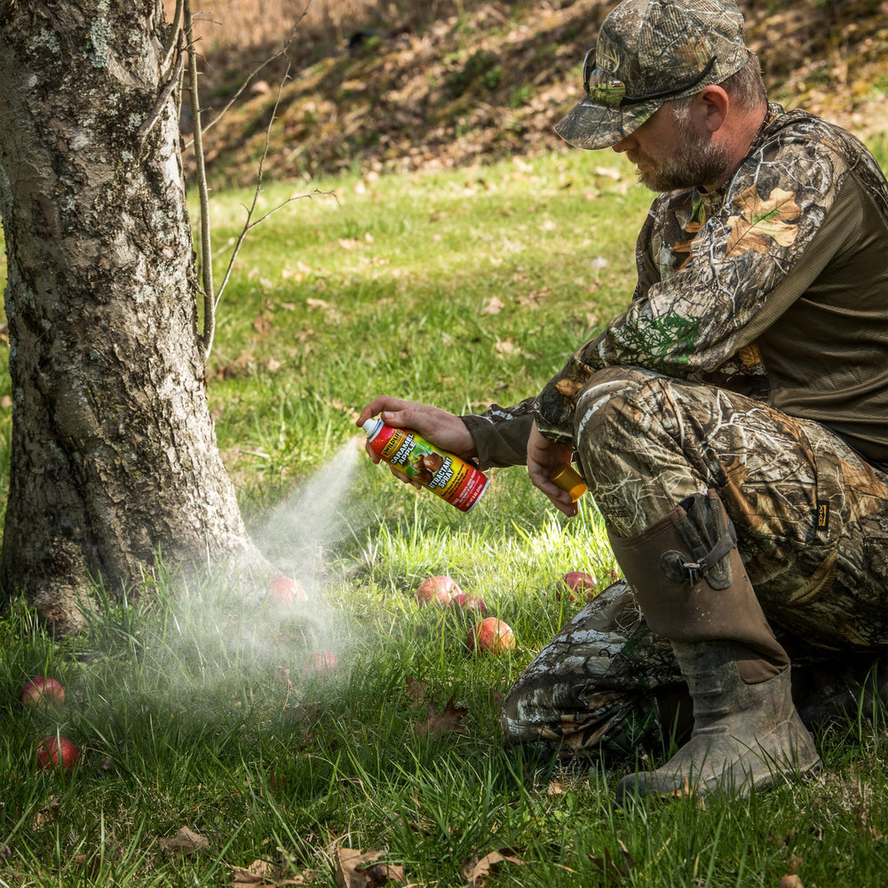 Wildlife Research Center deer hunting scent dispersion shows long-range attraction